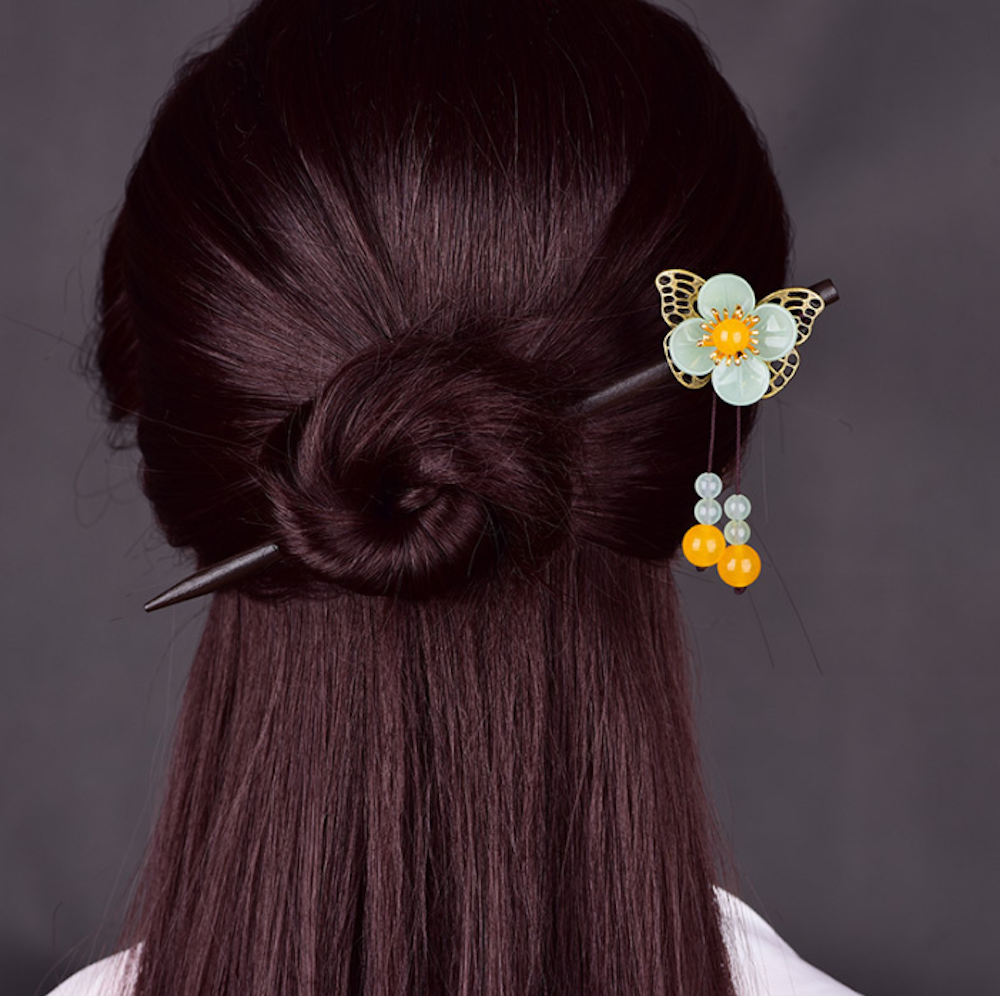 Vintage Green Flower Wood Hair Stick Minimalist Butterfly Tassels Hair Stick Hair Holder - Zealer