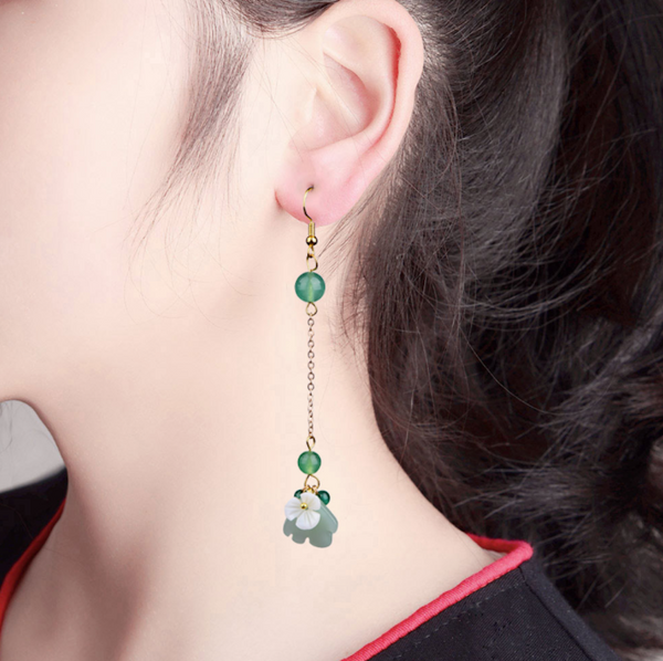 Vintage Green Jade Earrings Flower Long Dangle Earrings