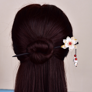 Vintage White Flower Wood Hair Stick Minimalist Tassels Hair Stick Hair Holder - Zealer