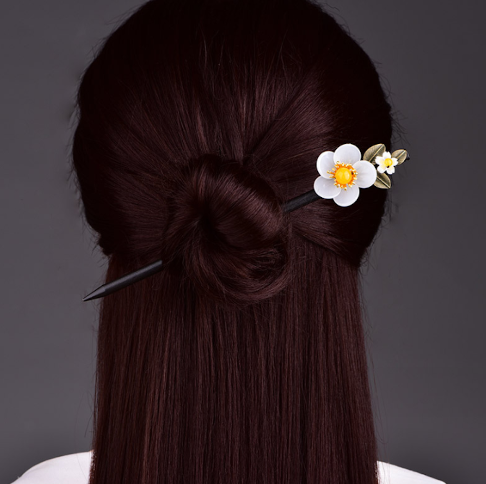 Vintage White Flower Wood Hair Stick Minimalist Hair Stick Hair Holder - Zealer