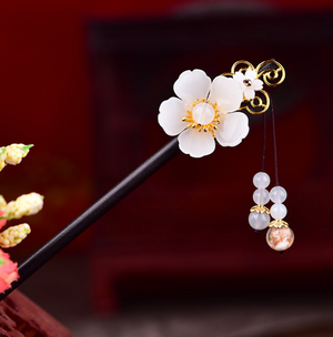 Vintage White Glaze Flower Wood Hair Stick Minimalist Tassels Hair Stick Hair Holder - Zealer