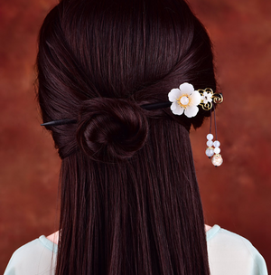 Vintage White Glaze Flower Wood Hair Stick Minimalist Tassels Hair Stick Hair Holder - Zealer