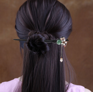 Vintage Green Jade Flower Wood Hair Stick Minimalist Tassels Hair Stick Hair Holder - Zealer