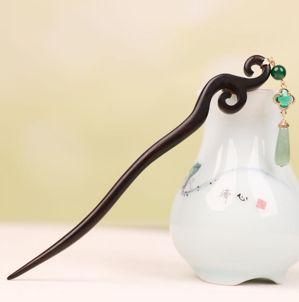 Vintage Green Jade Clover Wood Hair Stick Minimalist Tassels Hair Stick Hair Holder