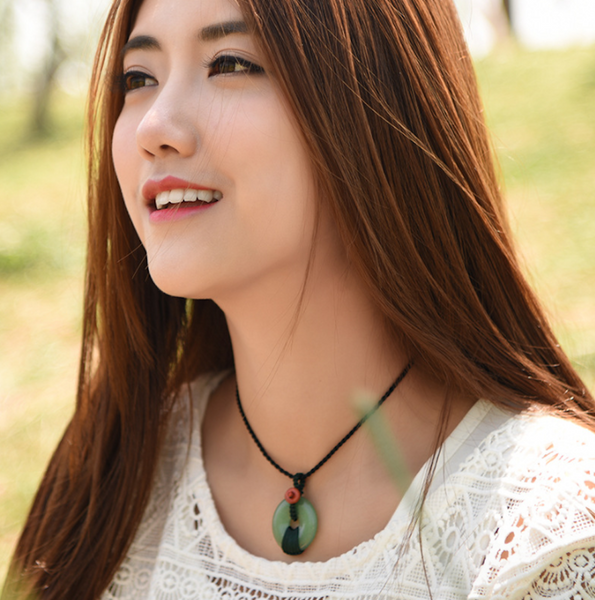 Vintage Green Jade Necklace Safety Knot Necklace