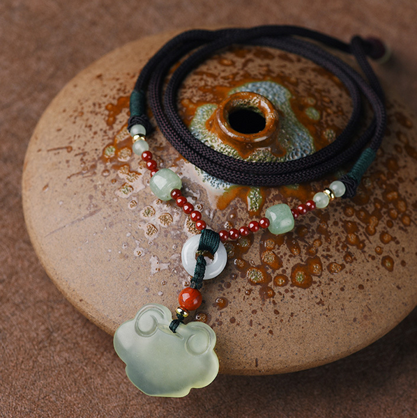 Vintage Green Jade Necklace Lucky Cloud Necklace